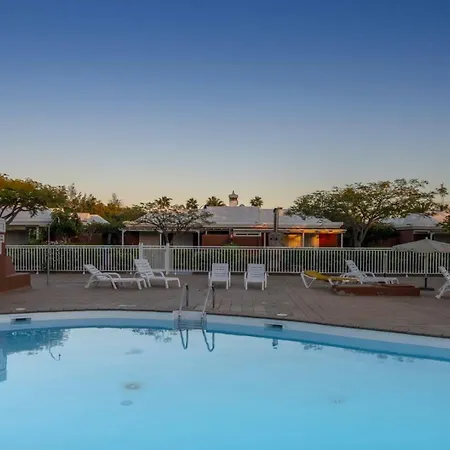 Bungalow Los Melocotones 4p Jardin Piscina By Lightbooking