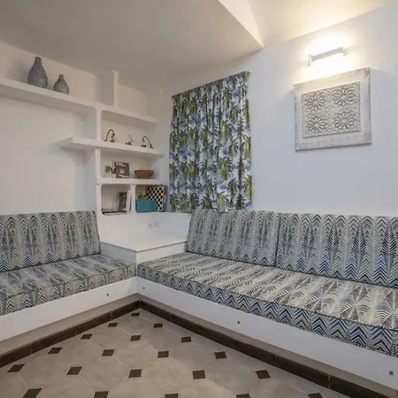 Holiday home Bungalow Los Melocotones 4p Jardin Piscina By Lightbooking
